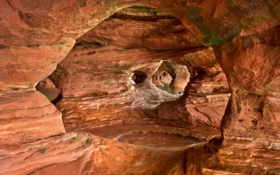The Sea Caves of the Apostle Islands